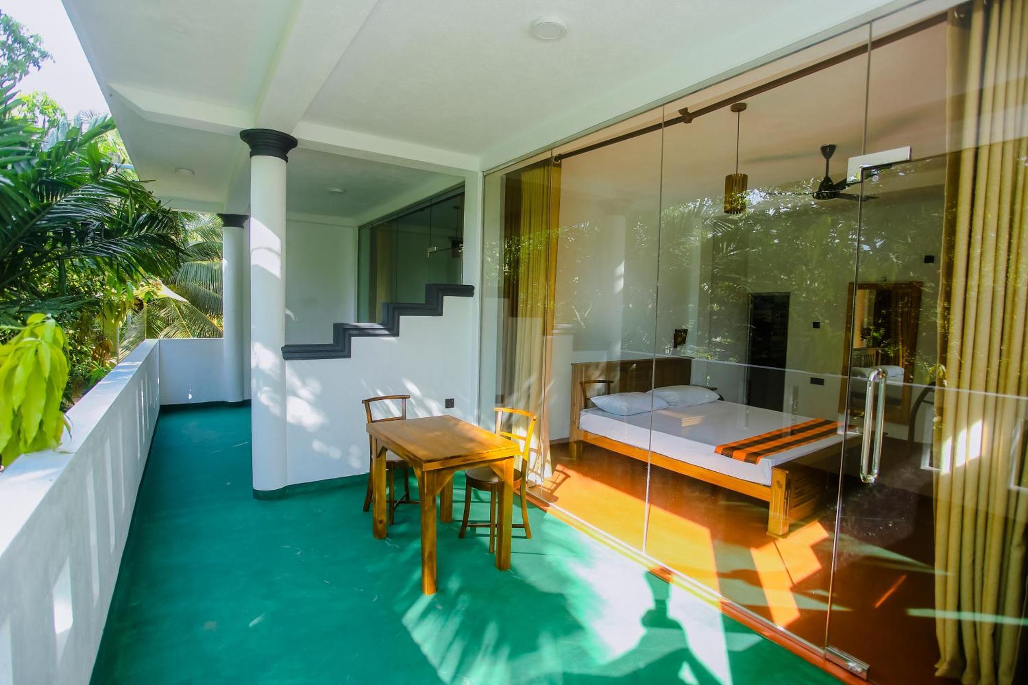 Little Angels Bed & Breakfast Mirissa Exterior foto