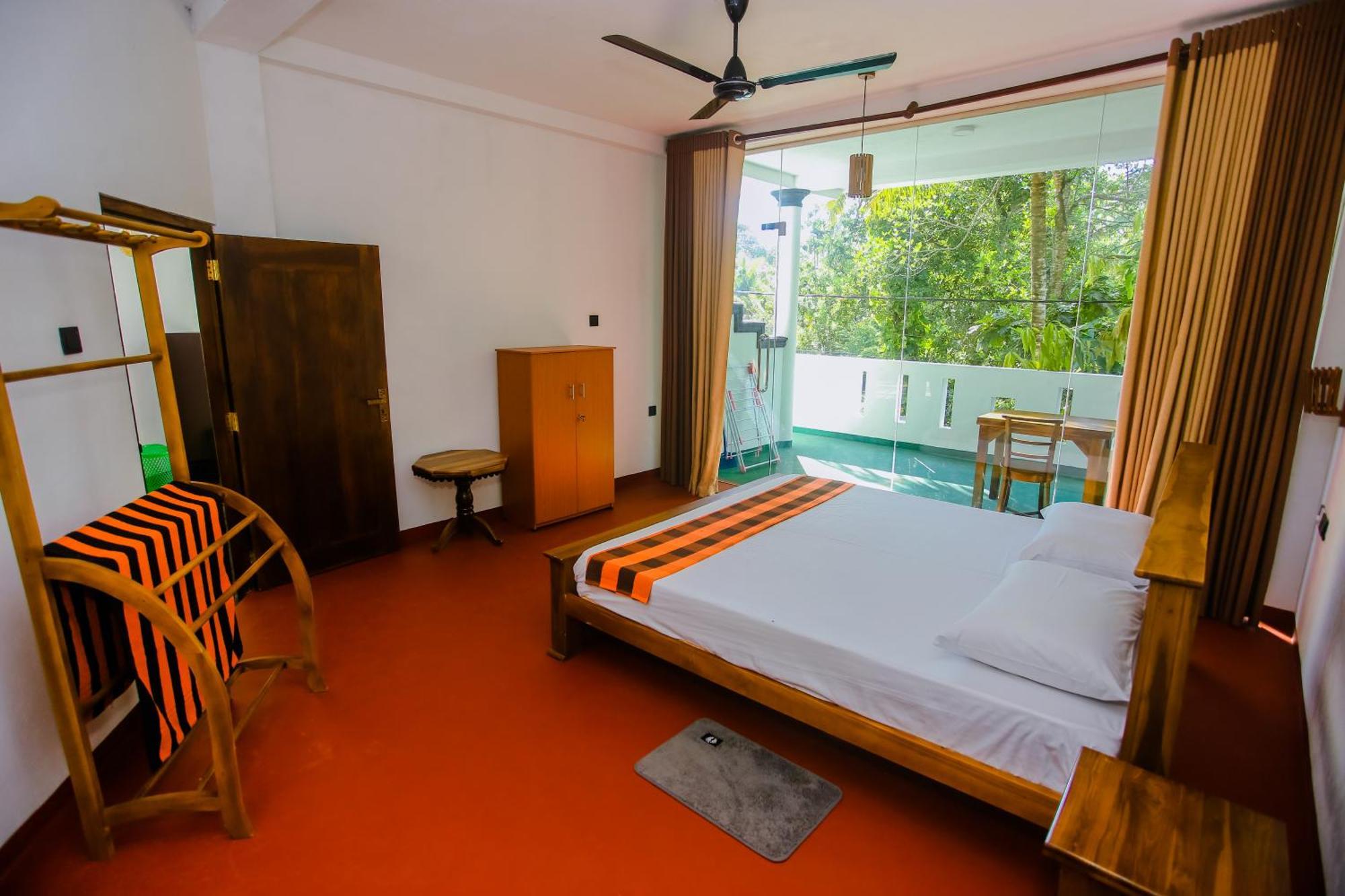 Little Angels Bed & Breakfast Mirissa Exterior foto