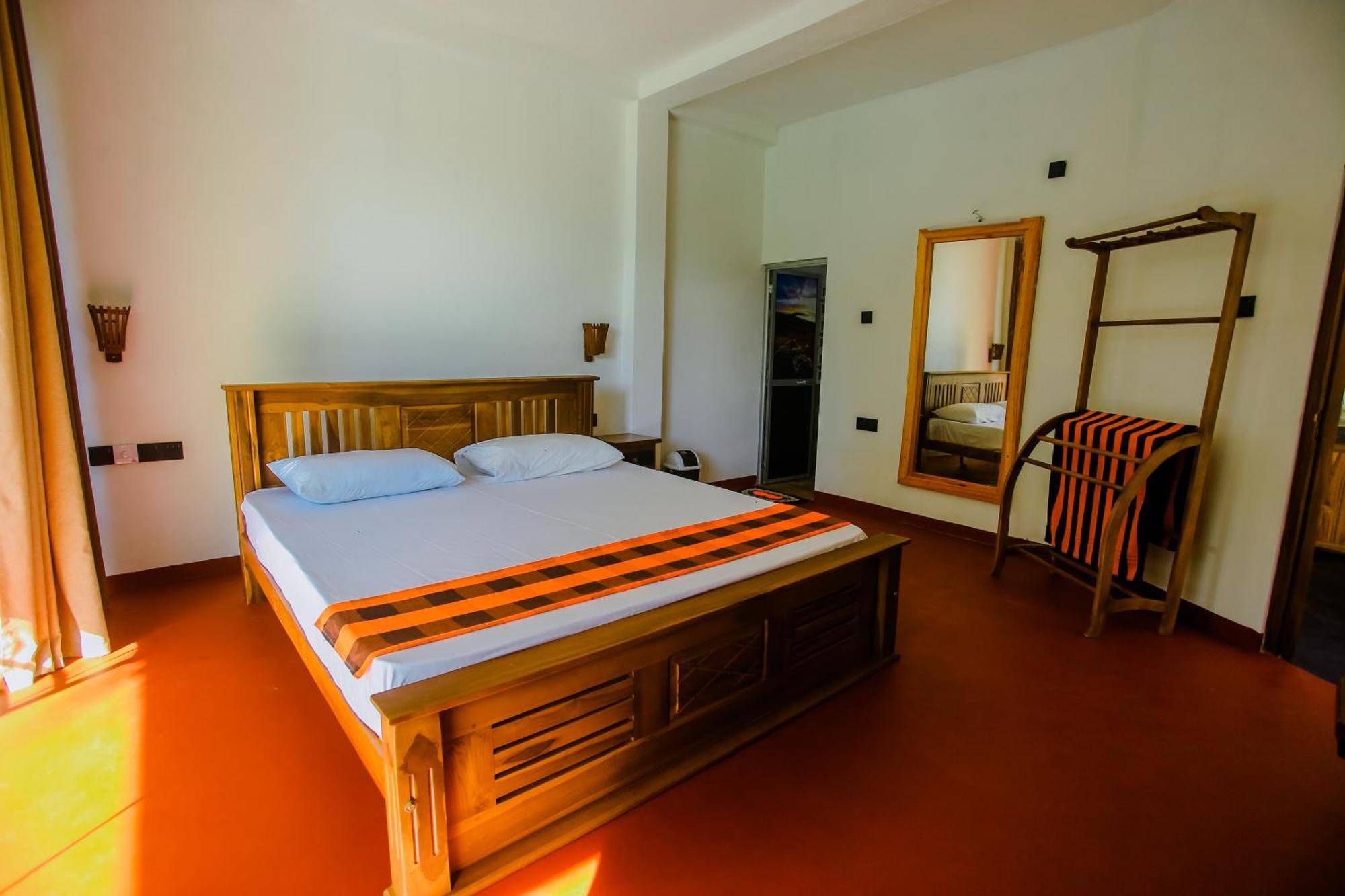 Little Angels Bed & Breakfast Mirissa Exterior foto