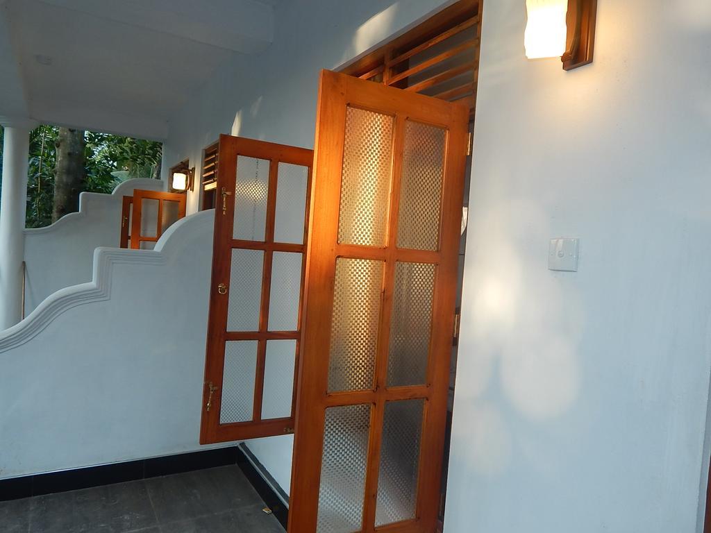 Little Angels Bed & Breakfast Mirissa Cameră foto